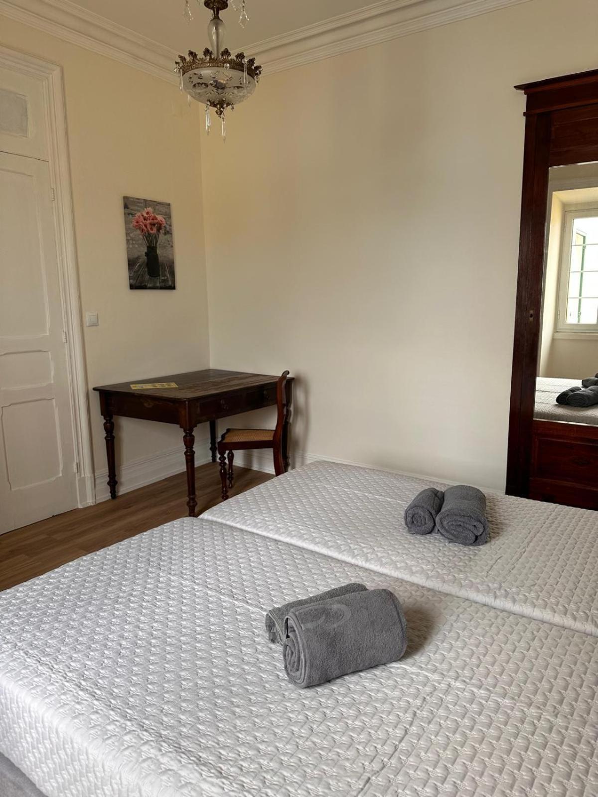 Azor International Hostel Понта Делгада Екстериор снимка
